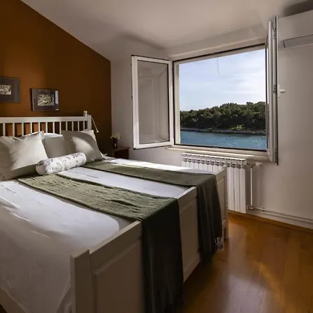 Casa Mano Tribunj With Beach * Tribunj (Sibenik-Knin)