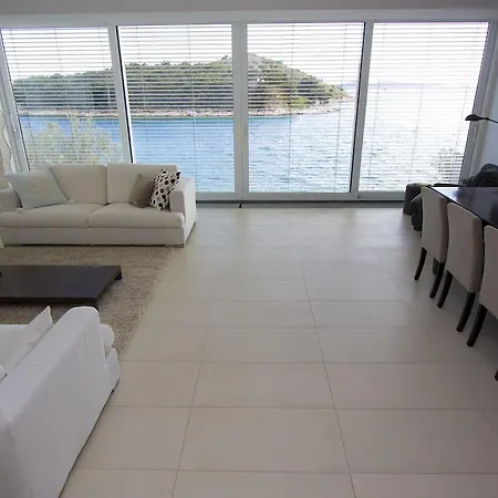 Holiday home Casa Mano Tribunj With Beach *