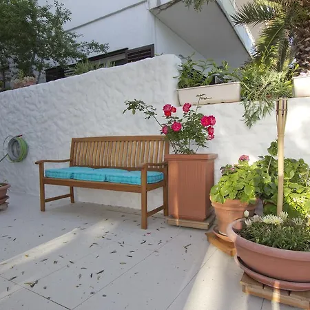 Holiday home Casa Mano Tribunj With Beach