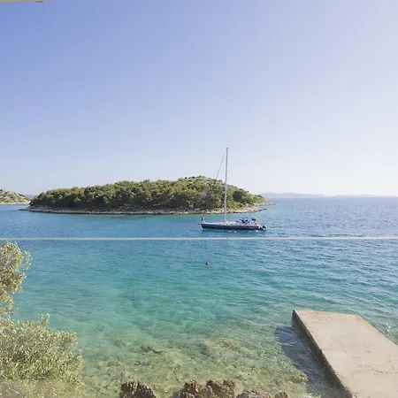 Holiday home Casa Mano Tribunj With Beach