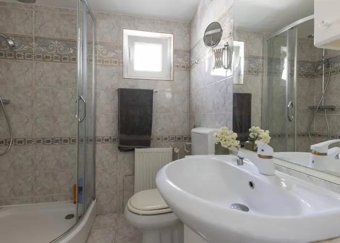 Casa Mano Tribunj With Сasa de vacaciones *