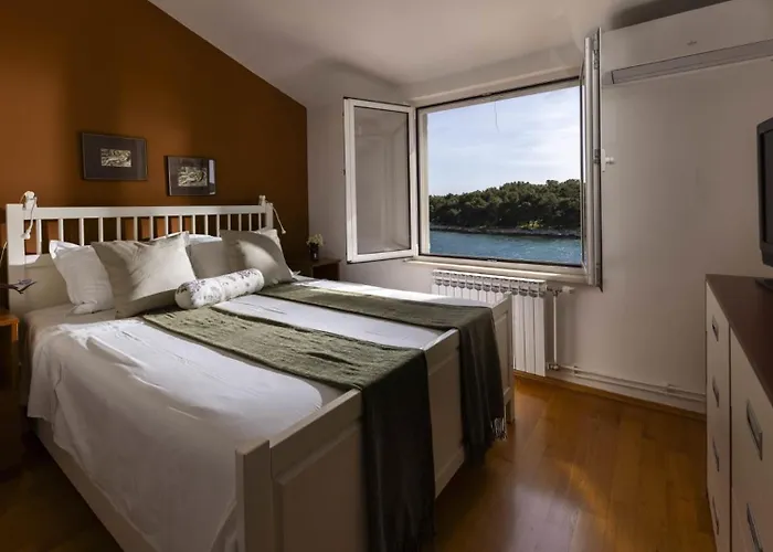 Casa Mano Tribunj With * Tribalj