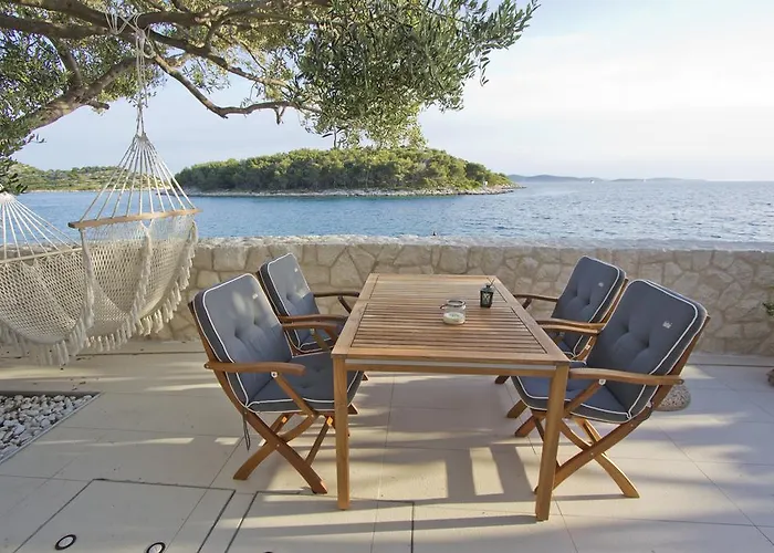 Сasa de vacaciones Casa Mano Tribunj With *