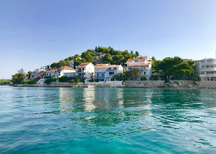 Casa Mano Tribunj With * Tribalj